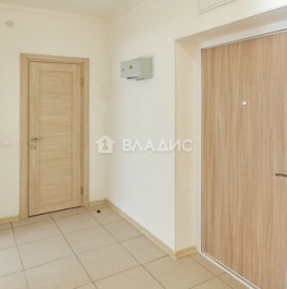 Продажа 1-комн квартиры на вторичном рынке Балаклавский пр-кт,  д. 17