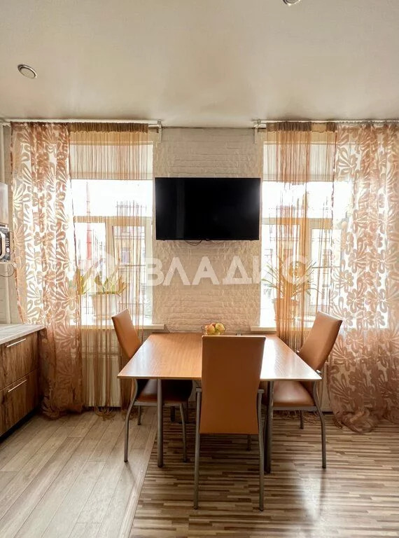 Продажа 3-комн квартиры на вторичном рынке ул. Комиссара Смирнова,  д. 5/2