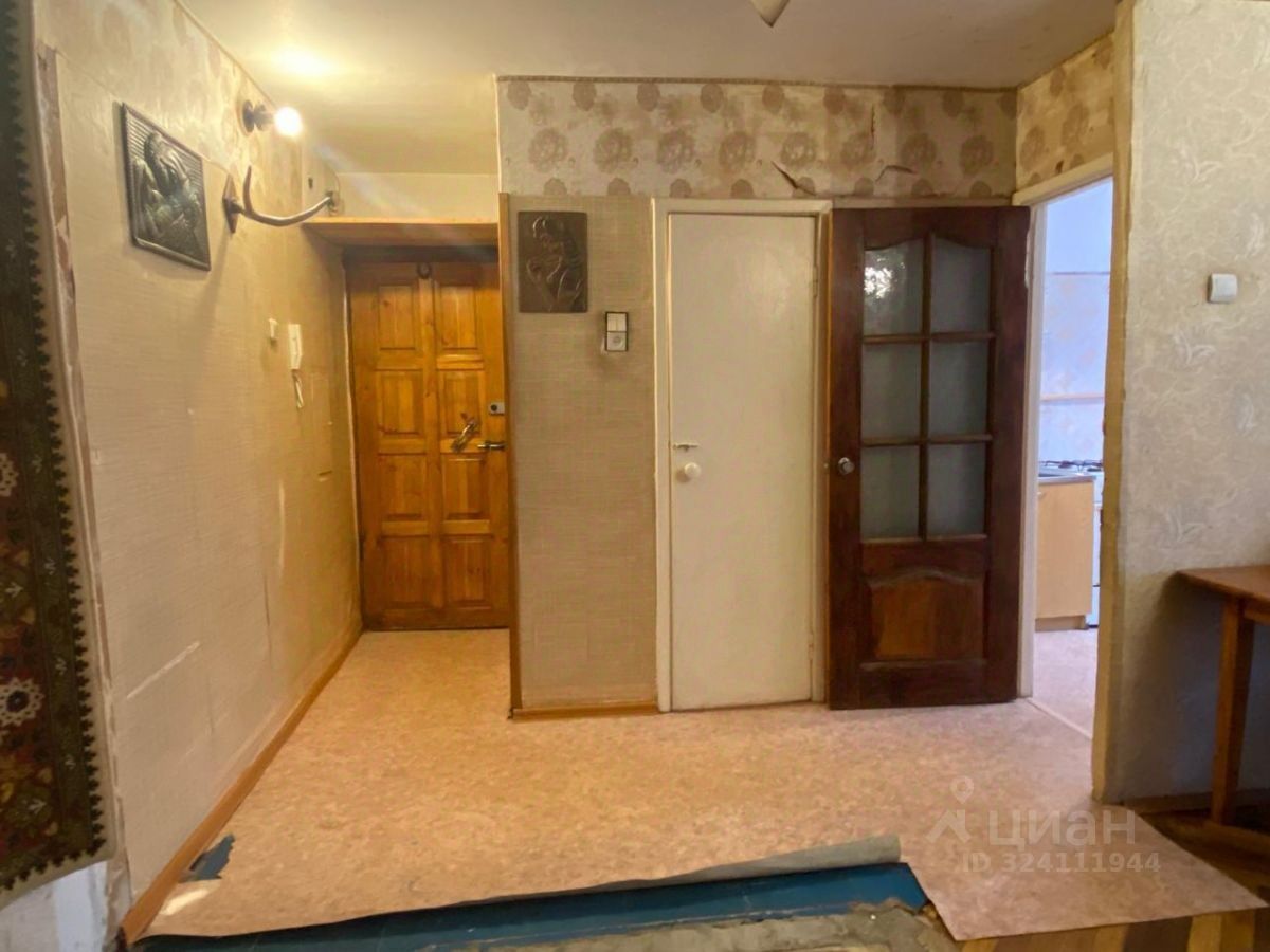 Продажа 1-комн квартиры на вторичном рынке Красное Село, улица Лермонтова, 12к2