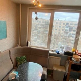 Продажа 4-комн квартиры на вторичном рынке ул Димитрова,  д. 22,  к. 1