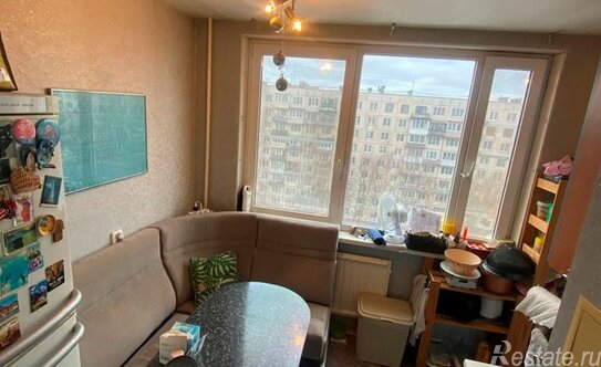 Продажа 4-комн квартиры на вторичном рынке ул Димитрова,  д. 22,  к. 1