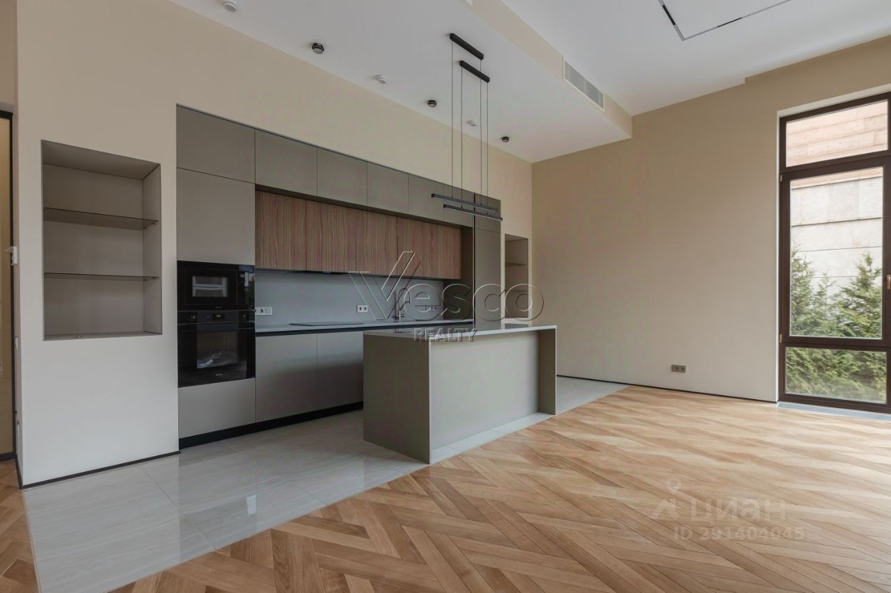 Продажа 3-комн квартиры на вторичном рынке Таманская улица, 3с21