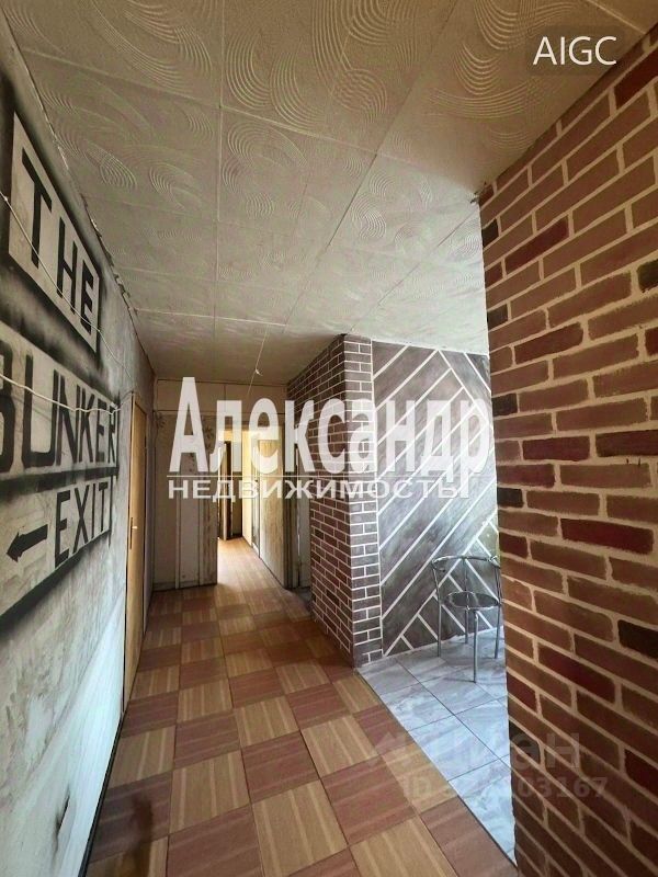 Продажа 4-комн квартиры на вторичном рынке Выборг, улица Большая Каменная, 3