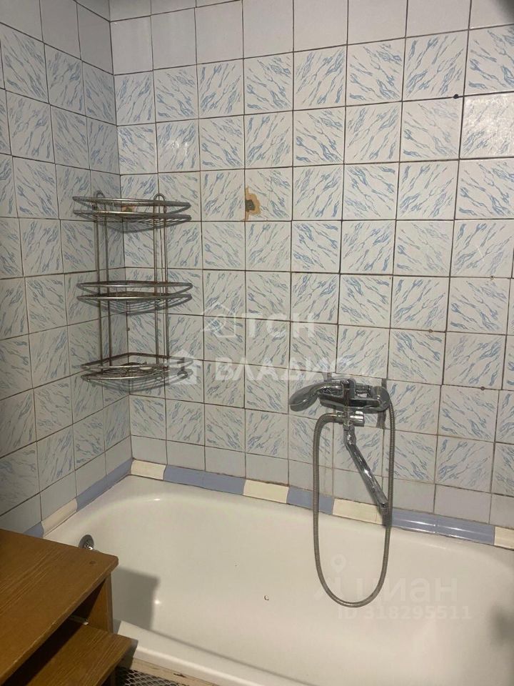 Продажа 2-комн квартиры на вторичном рынке Загорянский пгт, улица Ватутина, 33