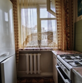 Продажа 2-комн квартиры на вторичном рынке посёлок Володарского, Зелёная улица,  д. 36