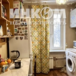 Продажа 1-комн квартиры на вторичном рынке Дубнинская улица,  д. 73 к1