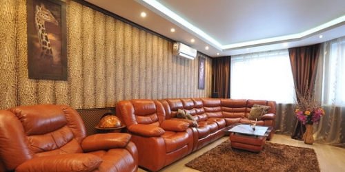 3-комн квартира улица Адмирала Лазарева,  д. 19