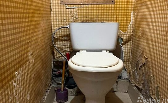 Продажа 2-комн квартиры на вторичном рынке Сосновый Бор г, Ленинградская ул,  д. 10