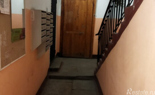 Продажа 2-комн квартиры на вторичном рынке улица Восстания,  д. 42А