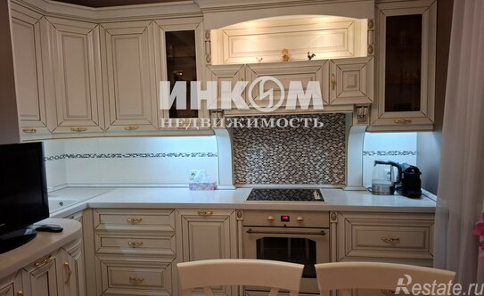 Продажа 3-комн квартиры на вторичном рынке улица Борисовские Пруды