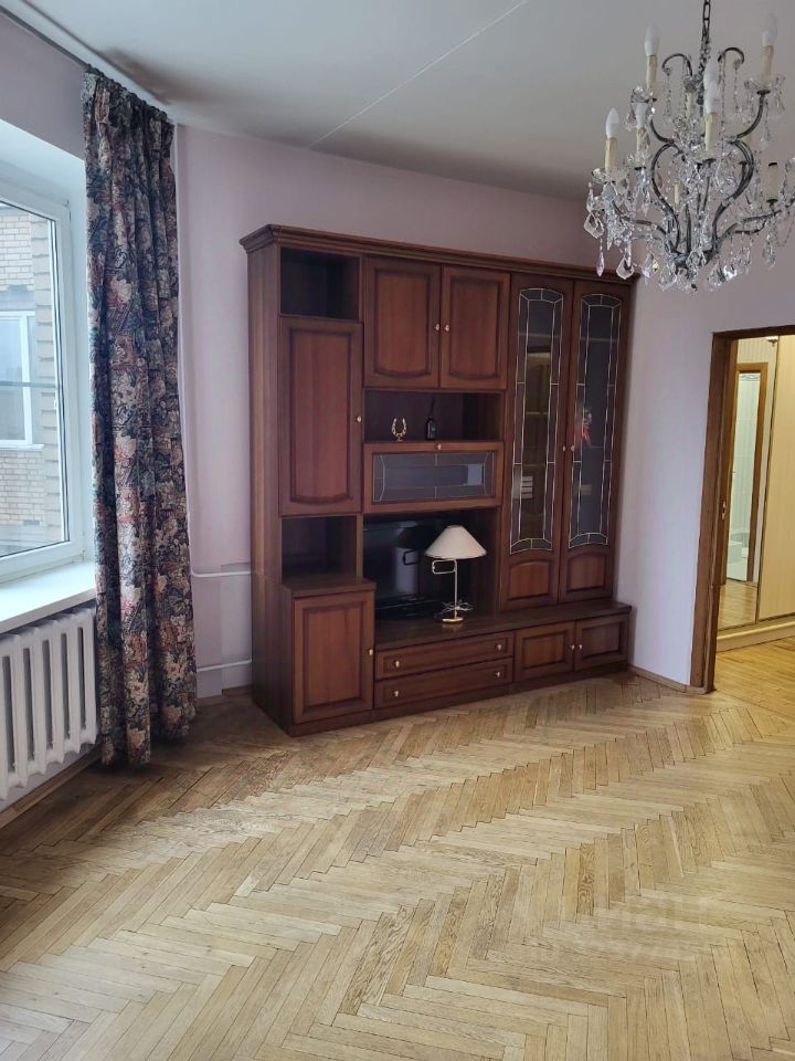 Аренда 1-комн квартиры на вторичном рынке Скаковая улица, 5