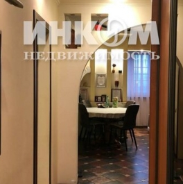 Продажа 2-комн квартиры на вторичном рынке Новомарьинская улица