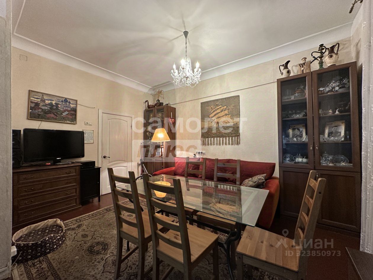 Продажа 4-комн квартиры на вторичном рынке улица Адмирала Макарова, 41к2