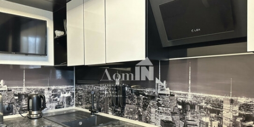 2-комн квартира ул Оптиков,  д. 52,  к. 1