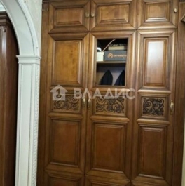 Продажа 3-комн квартиры на вторичном рынке ул Верхние Поля,  д. 33,  к. 1