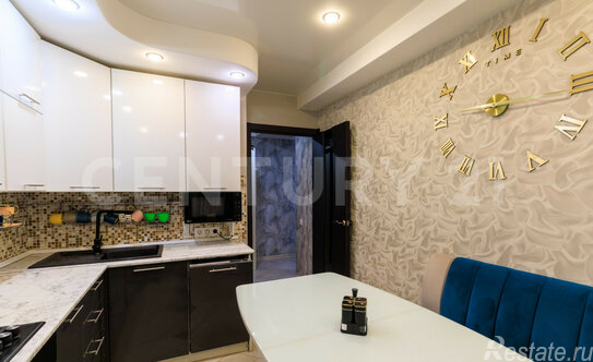 Продажа 2-комн квартиры на вторичном рынке Комсомольская 2-я ул,  д. 40,  к. 1