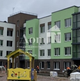 Продажа 3-комн квартиры на вторичном рынке Фёдоровское, Счастливая улица,  д. 4