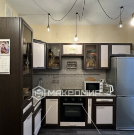 Продажа 3-комн квартиры на вторичном рынке Маршала Блюхера пр-кт,  д. 9,  к. 2