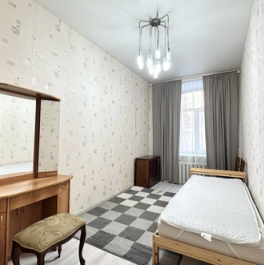 Продажа 3-комн квартиры на вторичном рынке 2-я линия