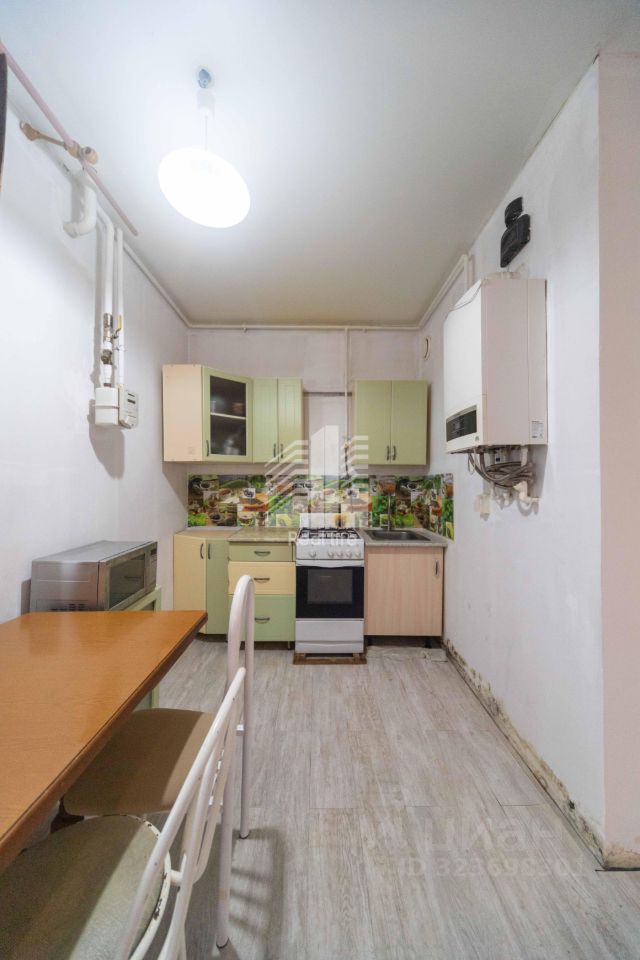 Продажа 1-комн квартиры на вторичном рынке Белые Столбы мкр, улица Мечты, 11к2