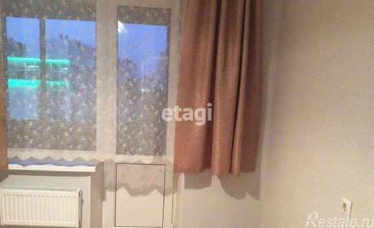 Продажа 1-комн квартиры на вторичном рынке Колпино г, Ижорского Батальона ул,  д. 4/35