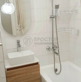 Продажа 1-комн квартиры на вторичном рынке Флотская улица,  д. 45/19