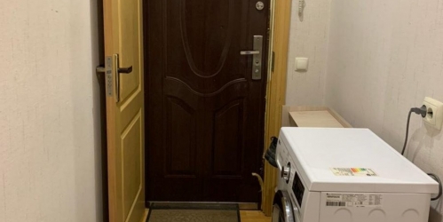 3-комн квартира Ломоносов г., Швейцарская ул. ,  д. 9