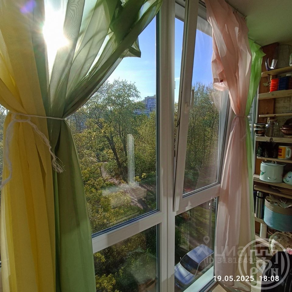 Продажа 2-комн квартиры на вторичном рынке Сестрорецк, набережная Строителей, 6