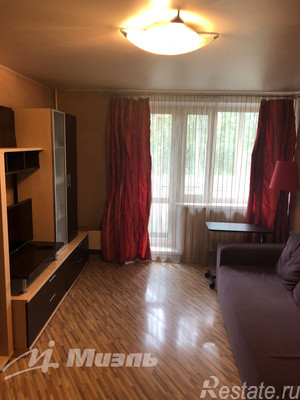 Продажа 3-комн квартиры на вторичном рынке Одинцово, Маршала Крылова б-р,  д. 16