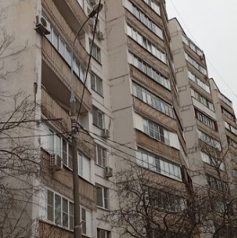 Продажа 2-комн квартиры на вторичном рынке улица Газопровод,  д. 3 к1