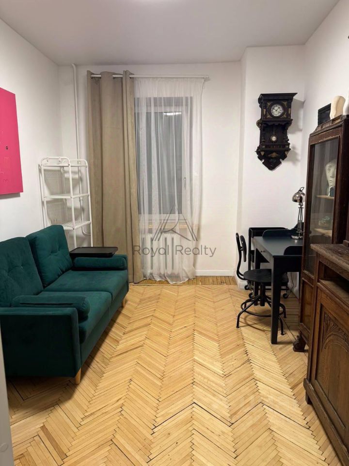 Аренда 2-комн квартиры на вторичном рынке Большая Подьяческая улица, 25