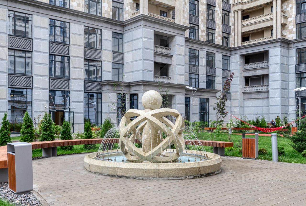 Продажа 4-комн квартиры на вторичном рынке Верхняя улица, 20к1