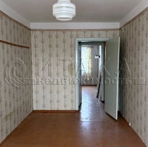 3-комн квартира Лодейное Поле, ул Титова,  д. 46