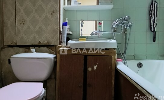 Продажа 1-комн квартиры на вторичном рынке улица Хачатуряна,  д. 7