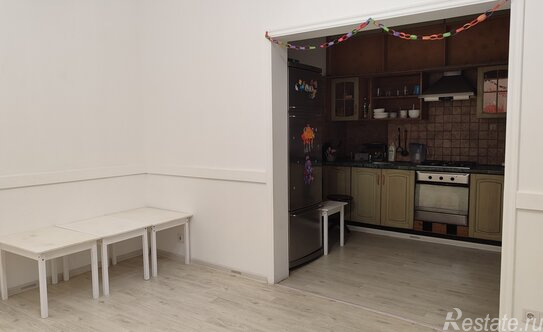 Продажа 4-комн квартиры на вторичном рынке ул Крупской,  д. 15