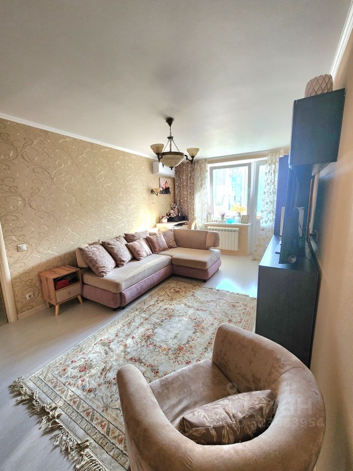 Продажа 2-комн квартиры на вторичном рынке Беломорская улица, 5К3