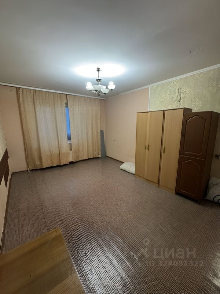 Продажа 1-комн квартиры на вторичном рынке Тучково пгт, улица Луговая, 1