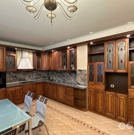 Аренда 3-комн квартиры на вторичном рынке Зоологическая улица,  д. 4