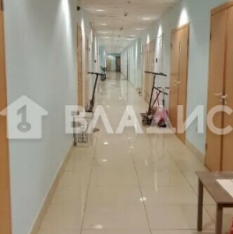 Продажа 4-комн квартиры на вторичном рынке Первомайская улица,  д. 42