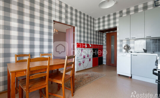 Продажа 2-комн квартиры на вторичном рынке Красное Село г, Спирина ул,  д. 15 литА