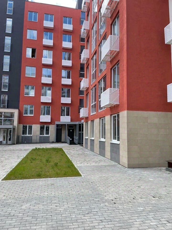 Продажа 2-комн квартиры на вторичном рынке улица Медовая Долина,  д. 1к1