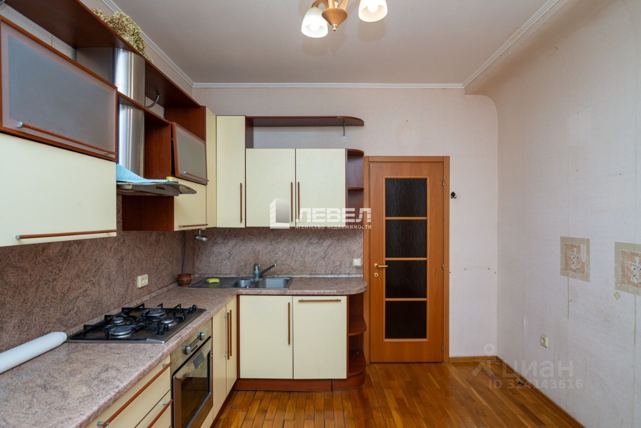 Продажа 4-комн квартиры на вторичном рынке Климовск мкр, улица Заводская,  д. 9/1