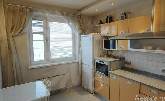 Продажа 2-комн квартиры на вторичном рынке ул Лукинская,  д. 11