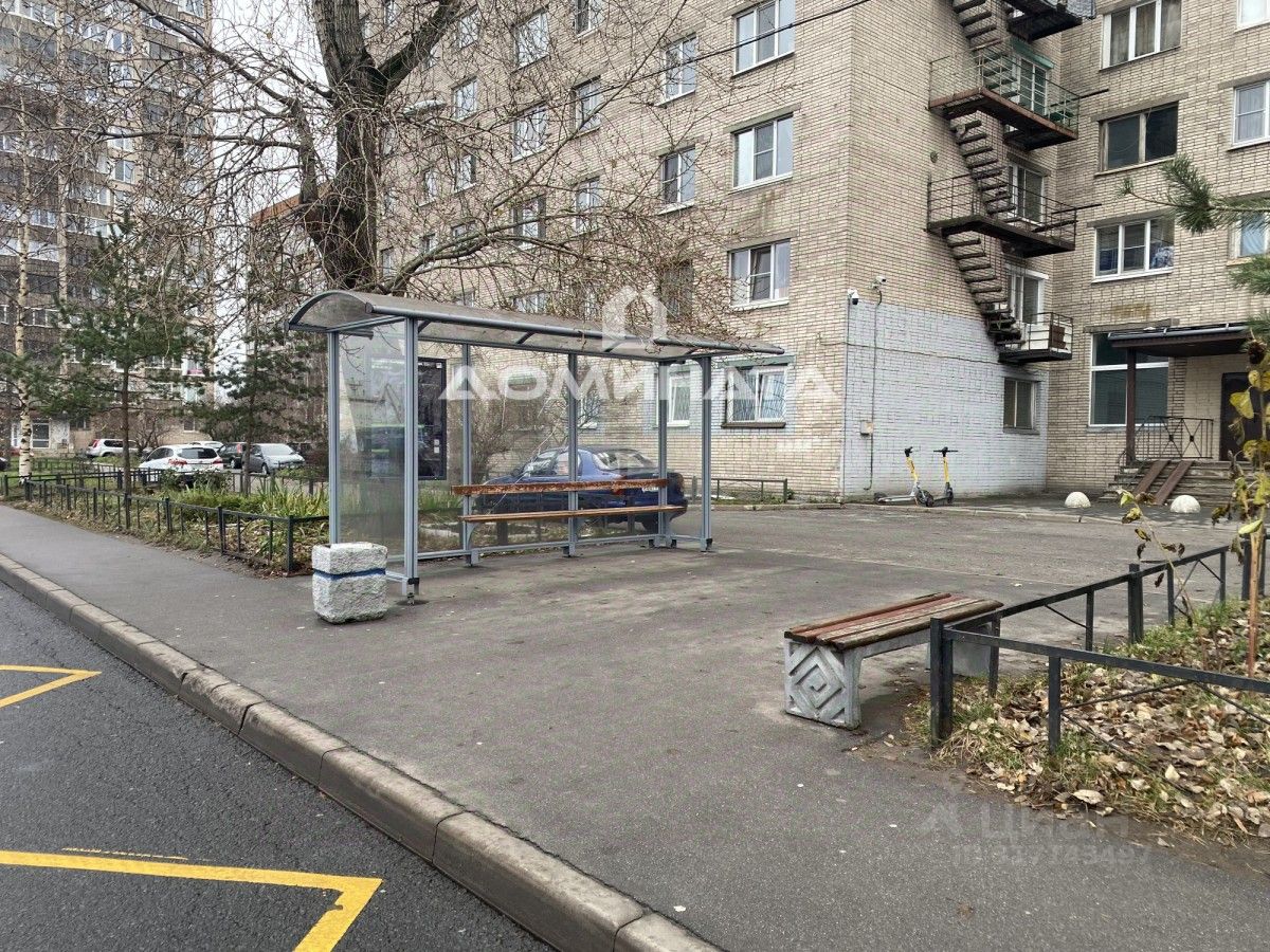 Продажа комнаты остров Канонерский, 11