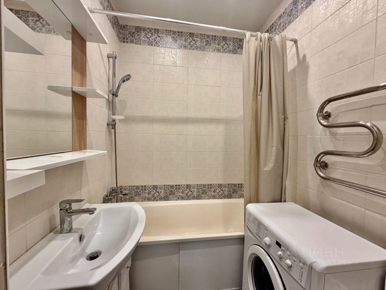 Продажа 2-комн квартиры на вторичном рынке улица Павла Андреева, 4