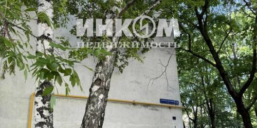 2-комн квартира ул Генерала Антонова,  д. 6