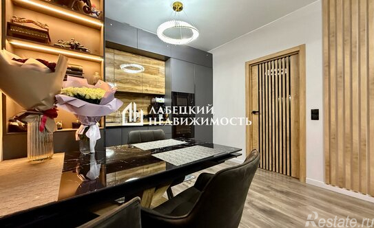 Продажа 2-комн квартиры на вторичном рынке Дальневосточный пр-кт,  д. 12 к2