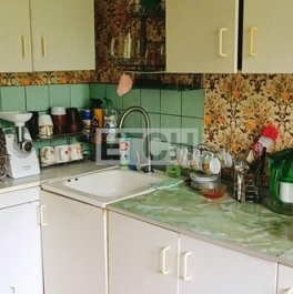 Продажа 2-комн квартиры на вторичном рынке проезд Карамзина,  д. 5