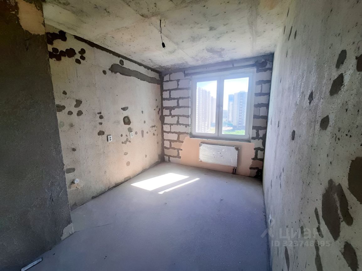 Продажа 2-комн квартиры на вторичном рынке пос. Парголово, Заречная улица, 17