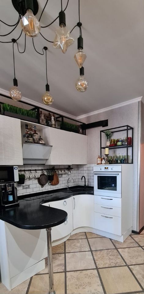 Продажа 2-комн квартиры на вторичном рынке Новая Деревня мкр, Пушкино, Набережная улица, 35к2